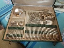 Boulenger ménagère 37 pièces en métal argenté très beau modèle bon état coffret
