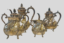 service à café thé en métal argenté anglais quatre pièce . XX siècle.