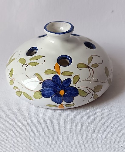 Ancien pique fleurs - pique-fleurs, en