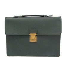 Louis Vuitton Taiga Serviette