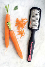 Tupperware râpe avec manche
