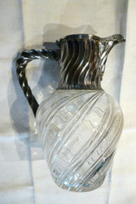 VERSEUSE EN CRISTAL ET ARGENT MINERVE ET POINCON D ORFEVRE