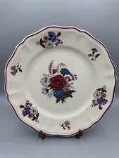 ASSIETTE EN FAÏENCE SIGNÉE