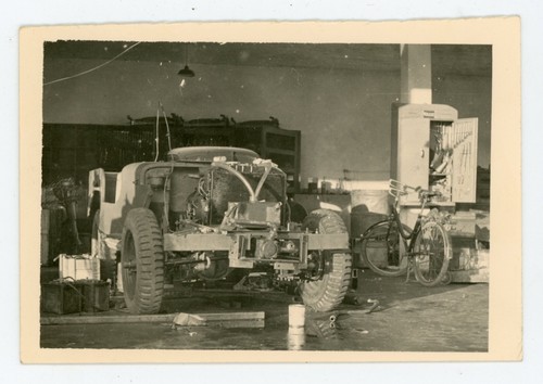 Photo amateur snapshot garage - photo,