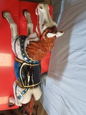 Chevaux De Manège En Bois