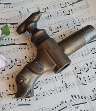 ANCIEN ROBINET FONTAINE BRONZE LAITON FORME CHIEN