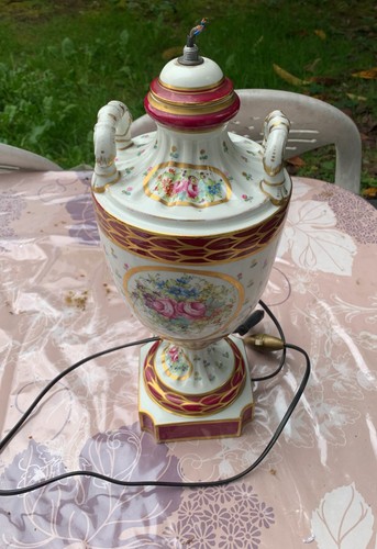 Pied lampe porcelaine - en,