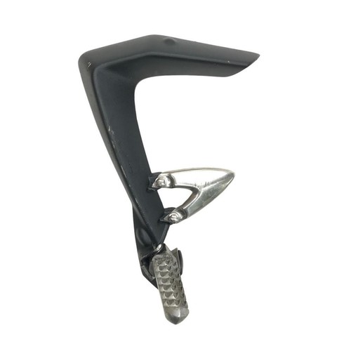 Platine repose pieds - et,