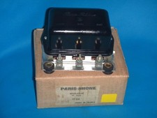 Régulateur Paris-Rhône YT 2112, 12v pour Peugeot 403 - 404 diesel