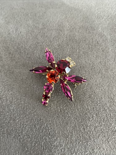 Broche vintage créateur