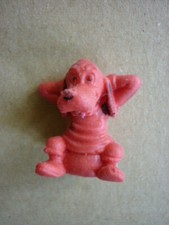 Figurine gomme ESSO Walt DISNEY - DINGO   version  ROUGE