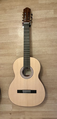 Guitare classique primera - primera, 4/4