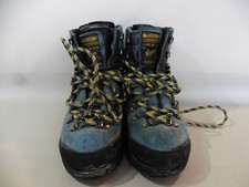 PAIRE DE CHAUSSURE DE MARCHE / " SPORTIVA WOMEN " / MADE IN ITALY / POINTURE 40