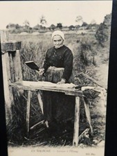 41-SOLOGNE ". LAVEUSE à