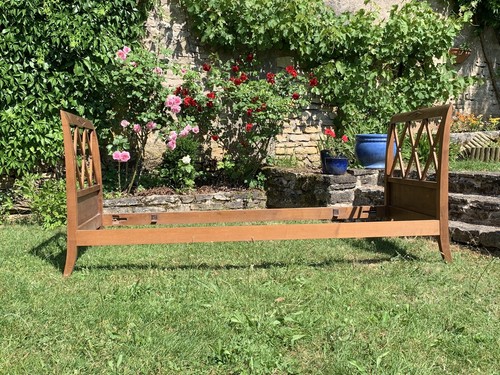 Charmant lit repos ou - charmant,
