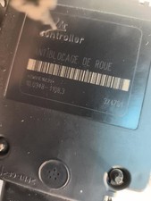 Bloc ABS (freins anti-blocage)