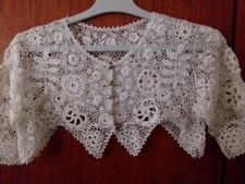 Petit Bolero Àncien  Dentelles