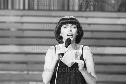 Mireille mathieu exclusive - mireille,