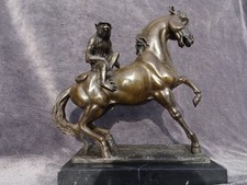 Bronze de Barye " le singe sur
