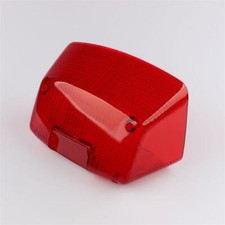 Lentille de feu arrière pour