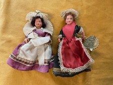 2 Poupées anciennes Reines de Cornouaille coiffe de Fouesnant et Lorient