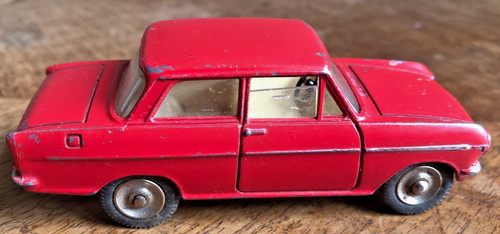 Dinky toys france opel kadett - france,