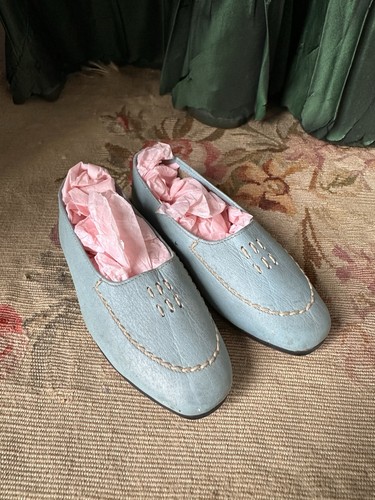 Chaussures anciennes cuir - anciennes, en