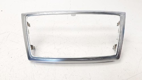 Moulure mercedes benz - mercedes-benz, clase