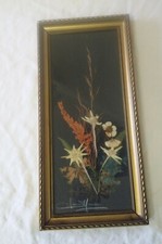 Ancien Cadre avec Fleurs séchées 31 x 15 cm  signature à déterminer 