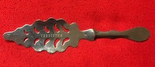 Ancienne cuillère à absinthe