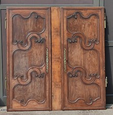2 PORTES D'ARMOIRE CHENE MASSIF XVIIIème STYLE LOUIS XV IDEAL POUR PLACARD