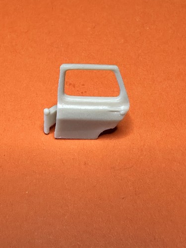 Pièce repro peindre porte - repro., à