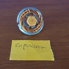 Toupie Beyblade Métal Fury Capricorne