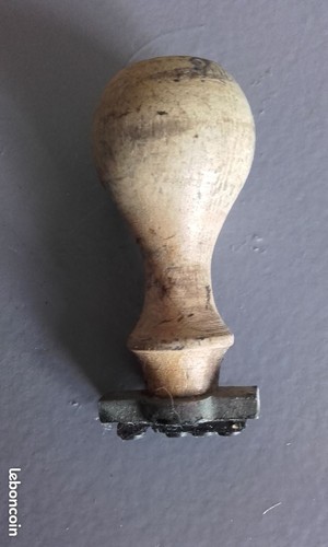 Ancien tampon encreur - tampon,