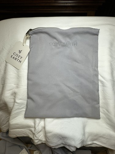 Nwt cozy earth gray cream - cozy, or