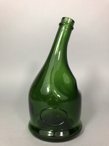Ancienne bouteille vide - ancienne,