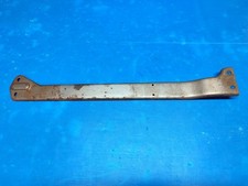 Tirant de tuyau d'échappement