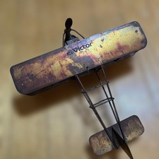 Victor avion el, metal, tan