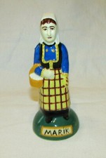 STATUETTE  BRETONNE ANCIENNE MARIK A. Galland faïence HENRIOT Quimper