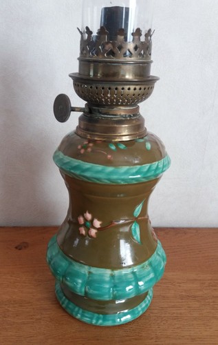 Lampe pétrole ancienne - à,