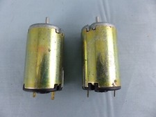 Lot de 2 moteurs Bühler  12 V