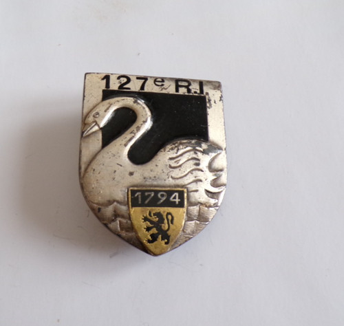 Insigne militaire 127 - militaire, 127°