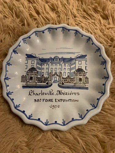 Assiette commémorative
