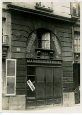 Paris, rue St. Gilles  Vintage silver print,Le magasin de Mr Almazoff, dans l&