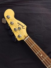 Fender Standard Jazz Bass LRL