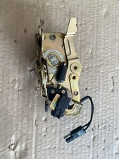 Serrure de porte lance prisme