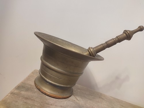 Ancien gros mortier pilon - mortier,
