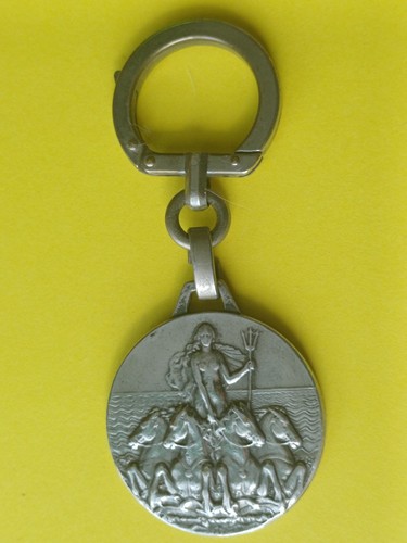 Porte clé vintage augis - augis, lyon