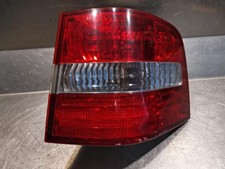 Feu arriere principal droit