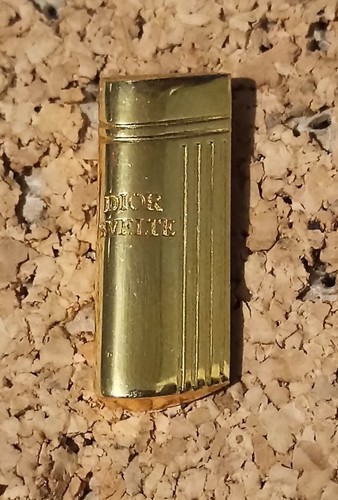 Pin christian dior svelte - dior,